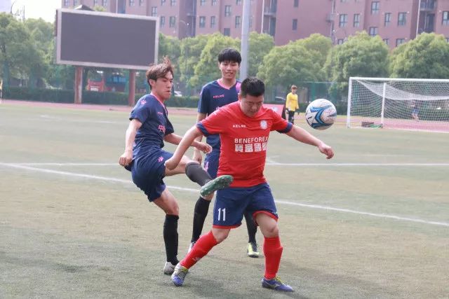 精选足篮专家：周通解球擒足彩113万 云飞红11连红